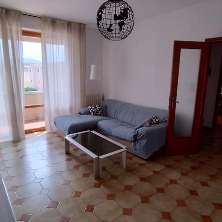 La Casa Dei Viaggiatori - Viareggio - Posto Auto Gratuito Apartment Luaran gambar