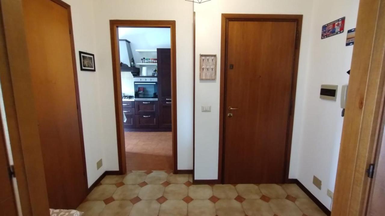 La Casa Dei Viaggiatori - Viareggio - Posto Auto Gratuito Apartment Luaran gambar